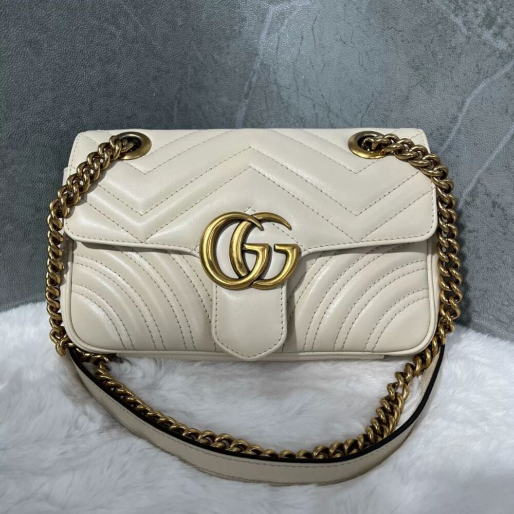 Gucci Women Pre-Loved Bag Very Good Condition